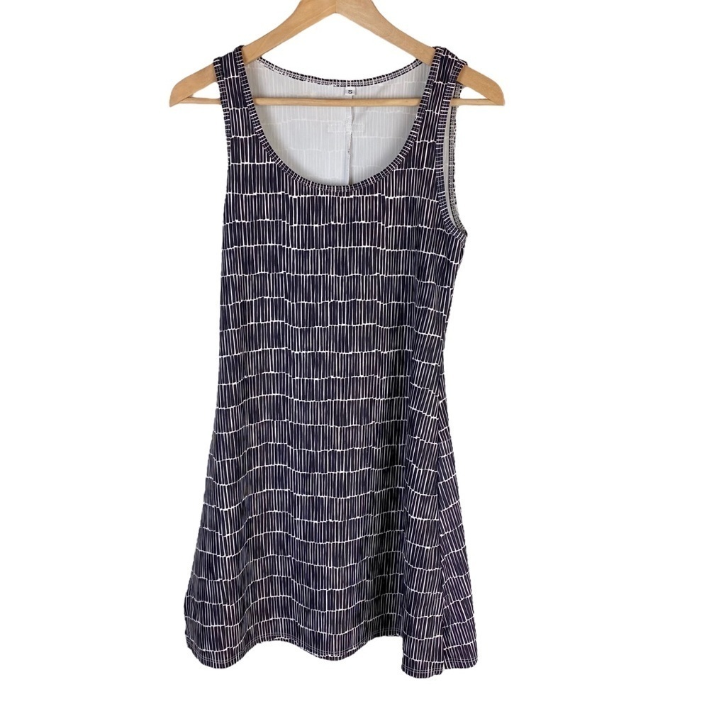 Nuumuu Nuu Muu Athletic Dress Size Small Tank Sl Black White Bike Run Hike Golf